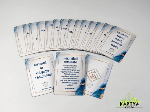 Lézervágott pajzs szimbólummal készült Határok és önérvényesítés kártyák juta zsákos csomagolásban